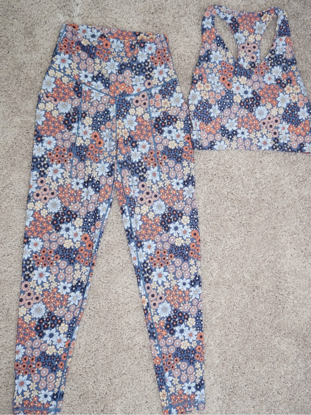 Aerie Real-Me 7/8 inch leggings and long line bra top matching set- floral SM